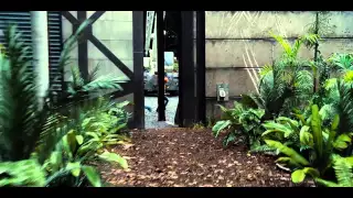 Jurassic World - Extrait #2 : Owen échappe au Rex Paddock VF