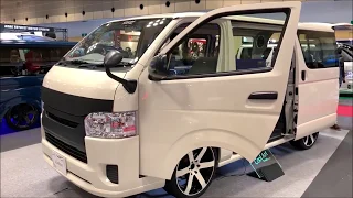 【大阪オートメッセ 2019】トヨタ ハイエースバン（HIACE）200系 サウンドワゴン（Saund Wagon）Cool Artの紹介（QDF-GDH201V）