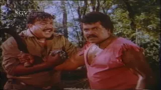 Tiger Prabhakar Wife Revealed Truth about Vajramuni | Doddana | Putta Hendthi Kannada Movie Scenes
