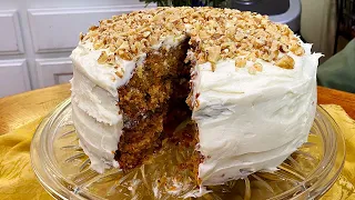 “To Die For” Carrot Cake Recipe (Quick & Easy)