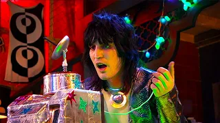 Vince Invents "the Celebradar" | The Mighty Boosh | Baby Cow