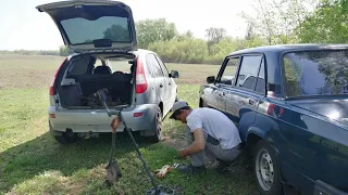 ПОЛЕ ВЕРХОВОГО МЕТАЛЛА /  МЕЧТА КОПАТЕЛЯ ЗАСАЖЕНА , ЖДЁМ ВСПАШКИ.