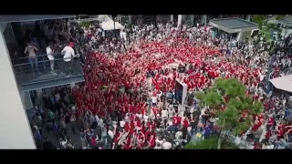 Flashmob Mamma Mia and Lion King - Le Choeur du Sud chef Frank Castellano