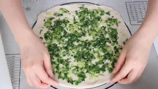 no time, only 1 minute can making easy scallion pancakes / spring onion pancake recipe 葱油饼