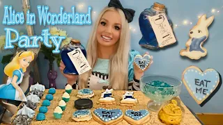 ASMR DISNEY PRINCESS ALICE IN WONDERLAND BLUE BLACK AND WHITE THEME MUKBANG