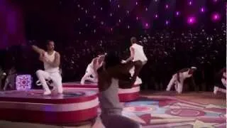 Justin Bieber - As Long As You Love Me & Beauty And A Beat at Victoria's Secret Fashion Show