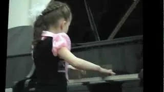 Кожикина Алиса 8 лет.mpg