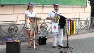 Одесса, лето, весёлая музыка! Баян и дудочка / Odessa, Summer, Funny Music! Accordion and the Pipe