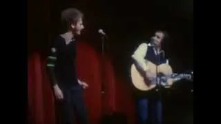 Simon & Garfunkel - Mrs. Robinson - Live in France, 1970