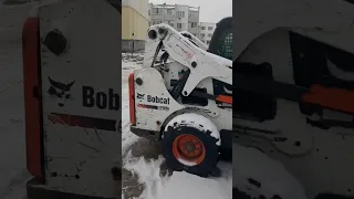 Мини-погрузчик Bobcat Модель S650 экспресс-обзор от Сергея Кондратова