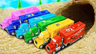 Rainbow Container Truck Lightning McQueen Escapes The Cave | Car Story | Zippy Toys