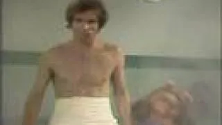 Nureyev & Peggy (Piggy) in sauna (Muppet Show)