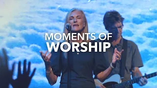 Moments of Worship - Amazing Grace | Holy Forever