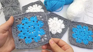 Snowflake Granny Square | Crochet Christmas granny square | crochet granny square snowflake