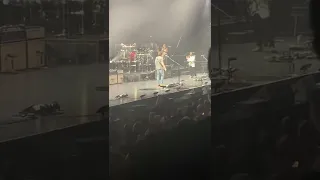 John Mayer thanking fans and introducing band - April 29, Chicago