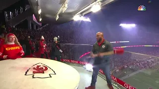 Chiefs are cheered by giant drums