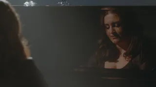 Bea Fernández – “Sigo Aquí” (Lyric Video)