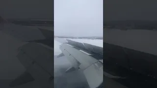 Посадка boeing 737-800ng в Мурманске.