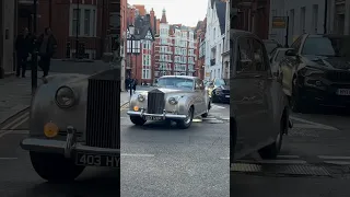 Rolls Royce Silver Cloud 62’ #rollsroyce #rollsroycesilvercloud #rollsroyceclub #vintagecars #london