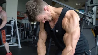 Superset Chest Workout - Rob Riches