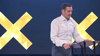 The Power of Being a Servant | Newt Crenshaw | EDGE|X 2018