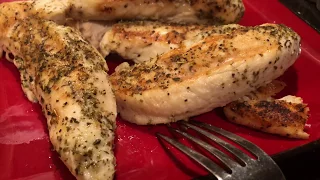 (4K) Cooking Chicken on the George Foreman Evolve Grill