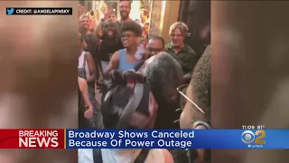 Broadway Makes The Best Of Manhattan Power Outage