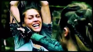 ► The 100 Girls | Light 'Em Up