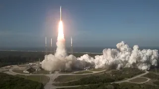 Atlas V rolls out & launches GOES-T in awesome time-lapse & slo-mo footage