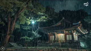 ASMR of the sound of rain in the atmosphere of a quiet hanok house