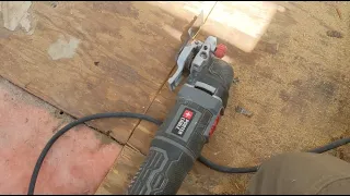 Removing plywood subfloor...how we cut it.