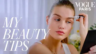 Model Luna Bijl’s 5-minute, relaxed-glam makeup routine | Vogue Paris