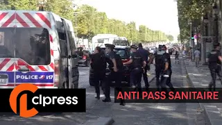 Manifestation anti pass-sanitaire : des policiers obligés de fuir (24 juillet 2021, Paris) [4K]