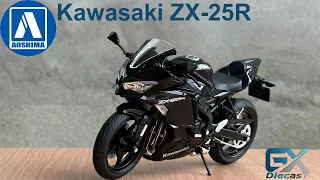 AOSHIMA 1/12 Kawasaki Ninja ZX-25R (Black)