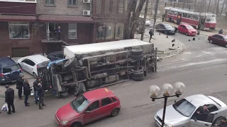 ДТП Днепр - грузовик перевернулся (2019-02-25)