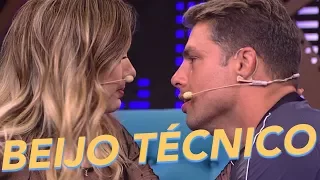 Beijo Técnico - Tatá Werneck + Cauã Reymond - Lady Night - Humor Multishow