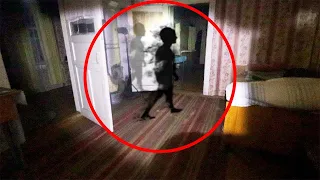 REAL GHOST IN AN ABANDONED HOUSE