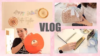 VLOG Una semana juntas, cumpleaños, orden y mucha oficina | styleandpaper