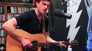 Vance Joy - Lay It On Me - Live on Lightning 100