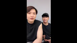 240522 [TikTok Live kristtpspk] Singto Krist คริส สิงโต - ไลฟ์ช่วงเบรคซ้อมคอนกับครับ