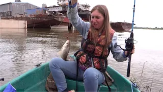 ОТДЫХ И РЫБАЛКА С КРАСАВИЦЕЙ ЖЕНОЙ - Ловля рыбы на ФИДЕРА