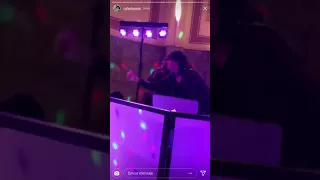 Aitana y Ana cantando y bailando ‘lo malo’ en la fiesta de OT