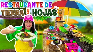 🍀🌸 ¡VENDO COMIDITA DE TIERRA Y HOJAS! 🪵🍂 CONSTRUÍ RESTAURANTE CON TABLAS Y CAJAS🧱|CONNY CHANGARROS