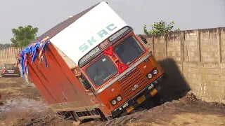 Super Truck Driving on Road like Hill Climbing | Lorry Videos | Trucks In Mud