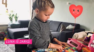 Kleine meisjes worden groot.. Luna 4 jaar!😍🎈VLOG #45 - Sanne Verhoeven