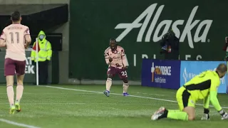 GOLAZO | Yimmi Chara gets on his bike to even the score against the Revs