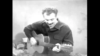 Georges Brassens - Les amoureux des bancs publics  (Officiel) [Live Version]