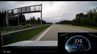 Autobahn emergency braking at 200 km/h Honda sivic 2017