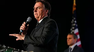 Jair Bolsonaro continue d'alimenter l'idée d'une fraude depuis Miami