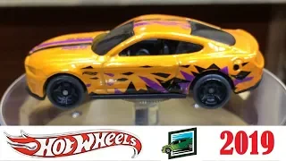 Ford Mustang GT Hot Wheels